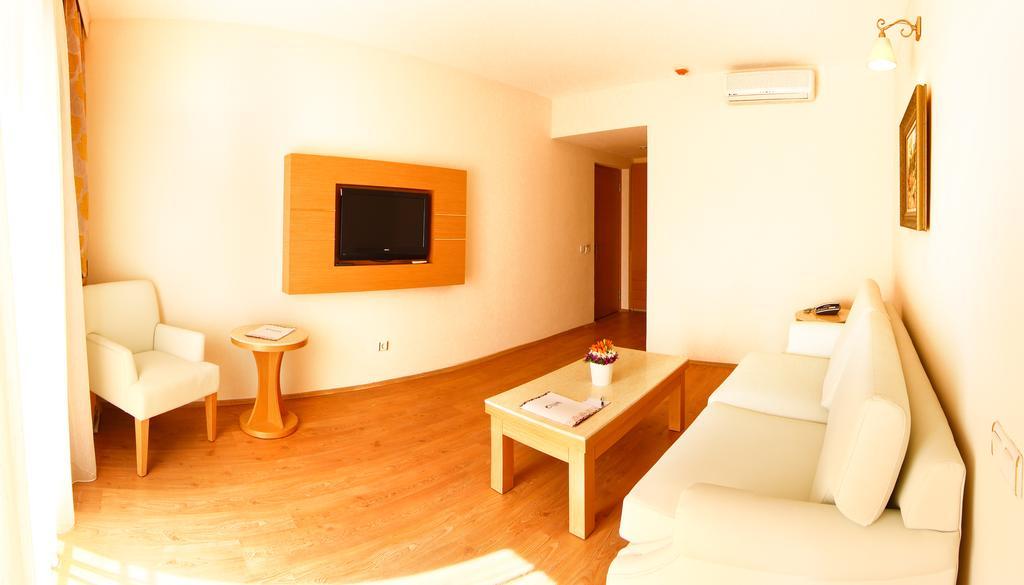 Ladonia Hotels Del Mare (Adults Only) 검벳 외부 사진